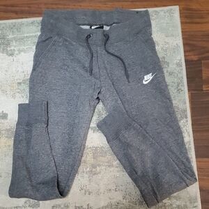 Nike Wemens Charcoal Gray Sweatpants